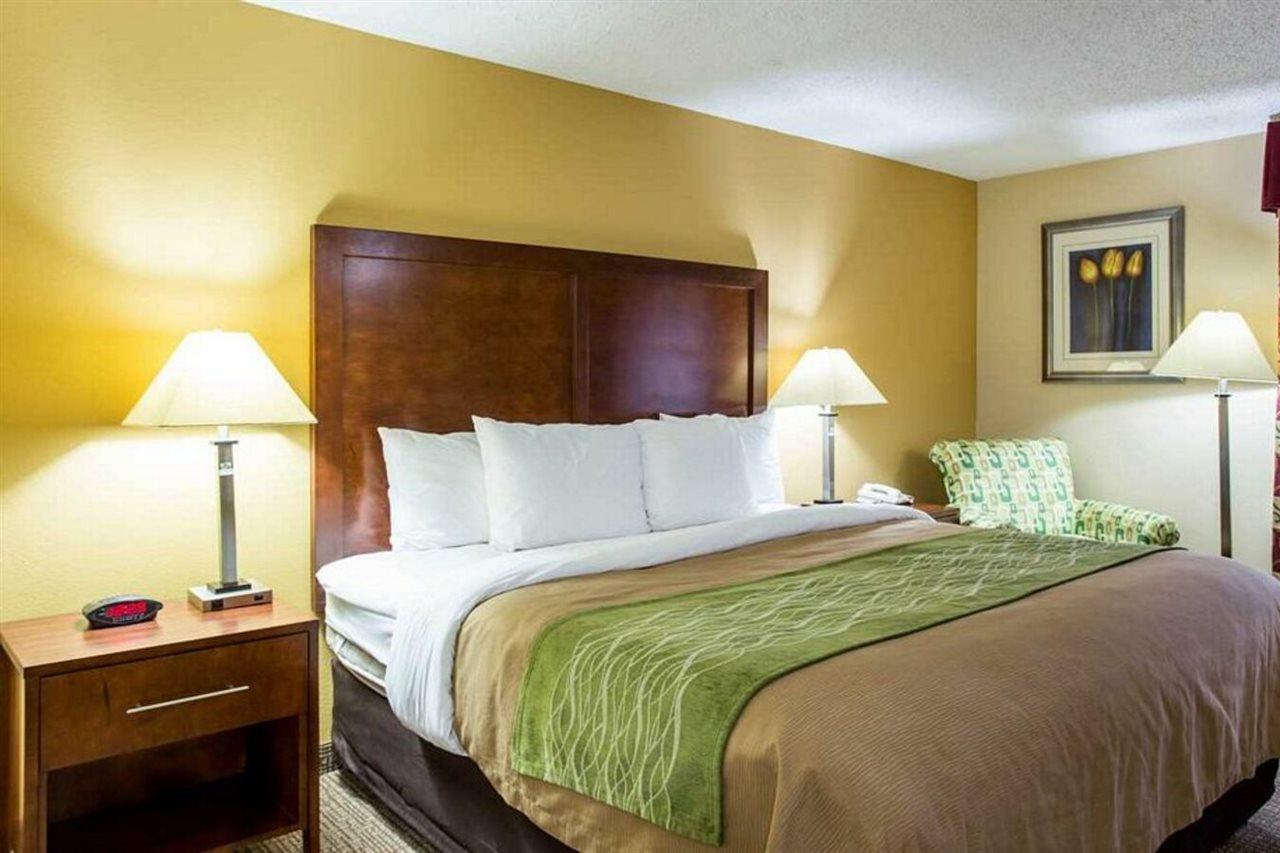 Comfort Inn Columbia-Bush River מראה חיצוני תמונה