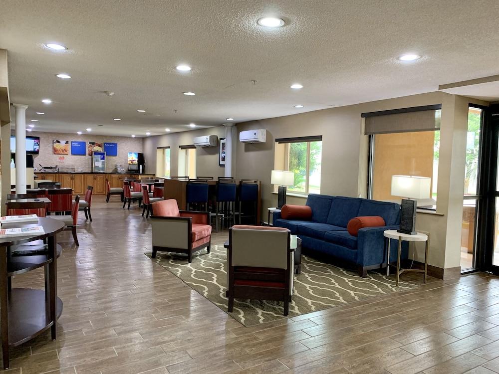 Comfort Inn Columbia-Bush River מראה חיצוני תמונה