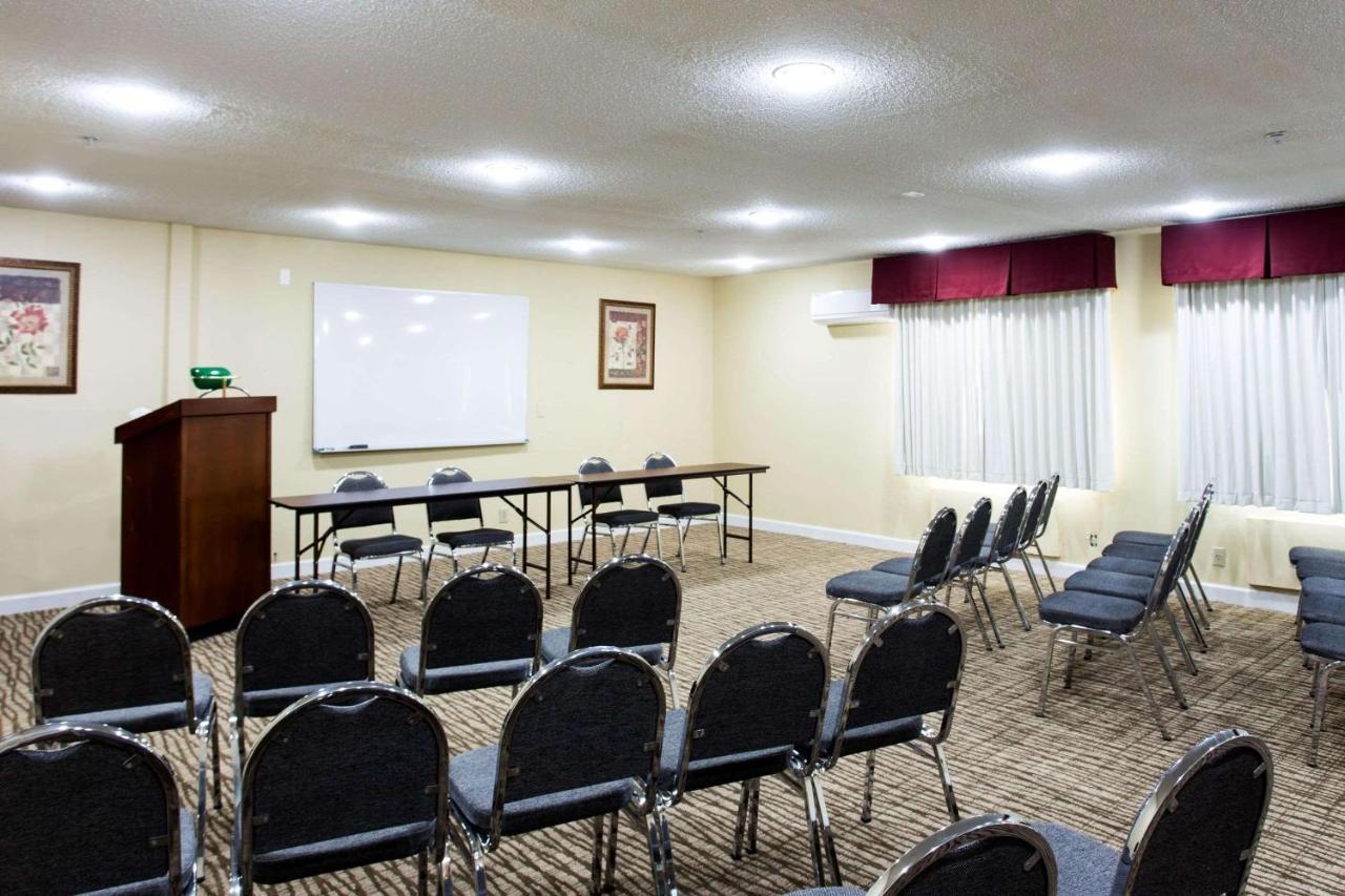 Comfort Inn Columbia-Bush River מראה חיצוני תמונה